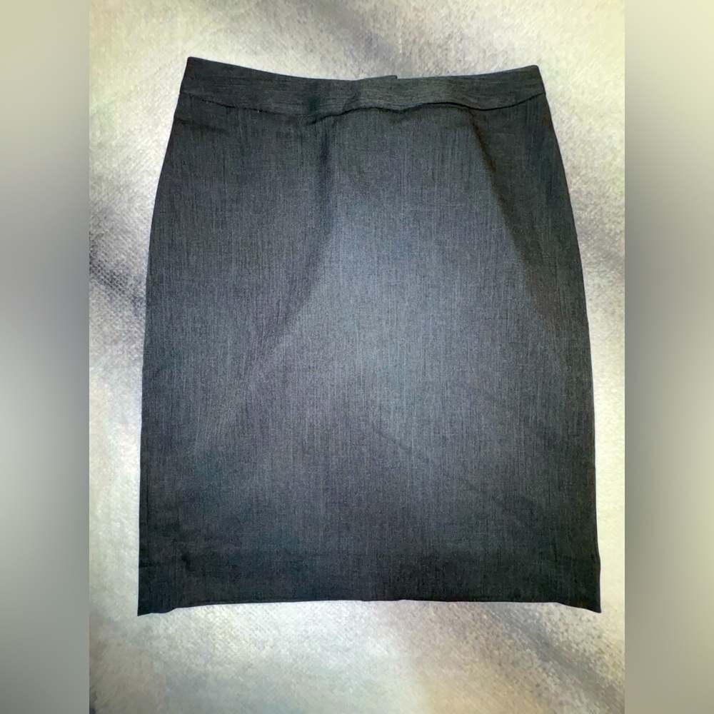 NWOT Design‎ Collective Charcoal Gray Career Office Knew Length Pencil Skirt 10
